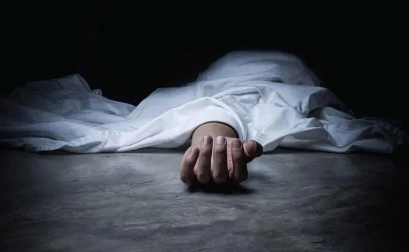 স্বামীকে দাফনের এক ঘণ্টা পরই স্ত্রীর মৃত্যু, একই কবরস্থানে পাশাপাশি চিরনিদ্রায়